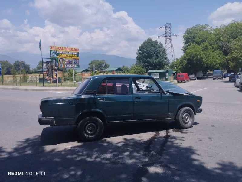 Oğuzda ağır yol qəzası baş verib