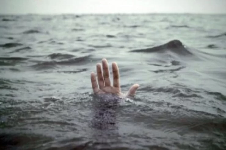 Sumqayıtda DƏHŞƏT: 26 yaşlı oğlan özünü dənizə atdı