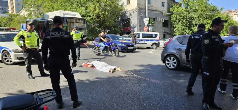 Nizami metrosu yaxınlığında AĞIR QƏZA: Ölən var - FOTO/VİDEO