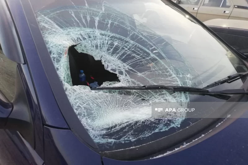 Ağsuda qəza baş verib, 3 nəfər yaralanıb