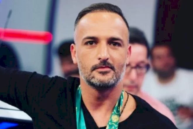 Azərin avtomobilinə hücum olundu - VİDEO