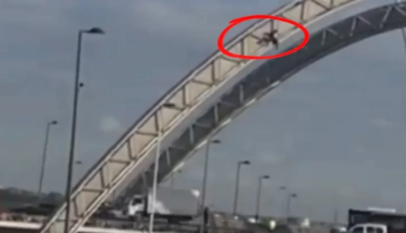 Bakıda DƏHŞƏTLİ HADİSƏ: "Koroğlu" metrosunun yaxınlığında... - ANBAAN VİDEO