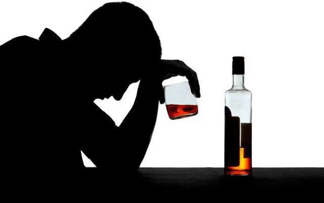 Sərxoş Olmayan Bürclər: Alkoqola Qarşı Dözümlü İnsanlar Kimlərdir?