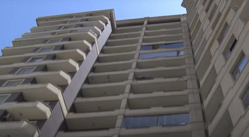 Bakıda yeniyetmə intihar etdi