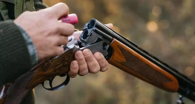 Biləsuvarda FACİƏ: Ov tüfəngi gənc kişinin həyatına son qoydu