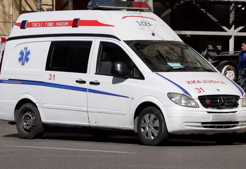 Bakıda DƏHŞƏT: 20 yaşlı oğlan anasının boynunu sındıraraq öldürdü