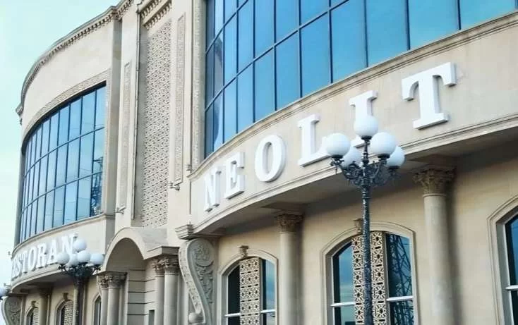 "Neolit" şadlıq evində yanğın başladı