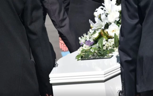 Məşhur müğənninin keçmiş həyat yoldaşı ölü tapıldı - FOTO