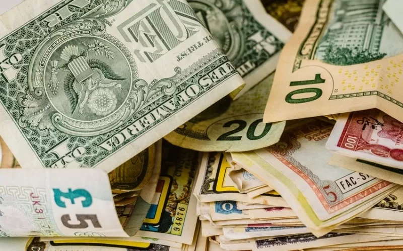 Dollar görün nə qədər oldu - MƏZƏNNƏ