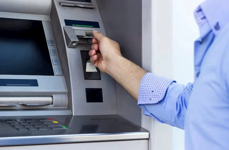 Artımlar təsdiqləndi: bu şəxslərin də maaşları artırıldı