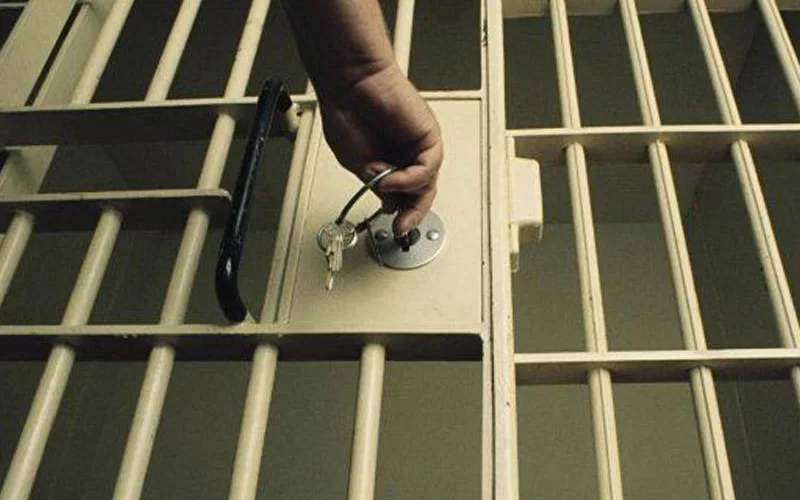 Məşhur aktrisa və ondan narkotik alan azərbaycanlı tutuldu - FOTO