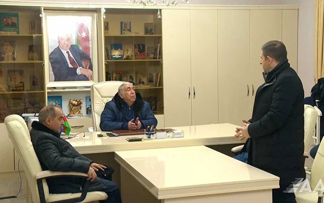 Saleh Məmmədov Qış qarajında təcili müşavirə keçirdi - Fotolar