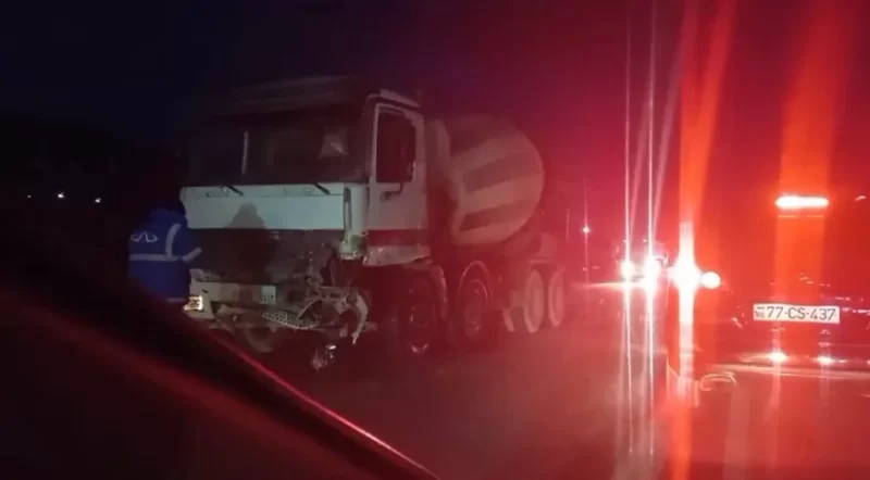 Bakıda ağır qəza: Ölənlər və yaralı var