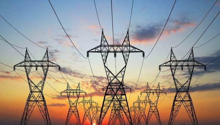 Onlar danışdılar: Elektrik enerjisinin qiyməti kəskin ucuzlaşdı