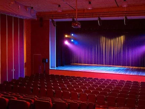 Xalq artisti piyadanı vurub hadisə yerindən qaçdı