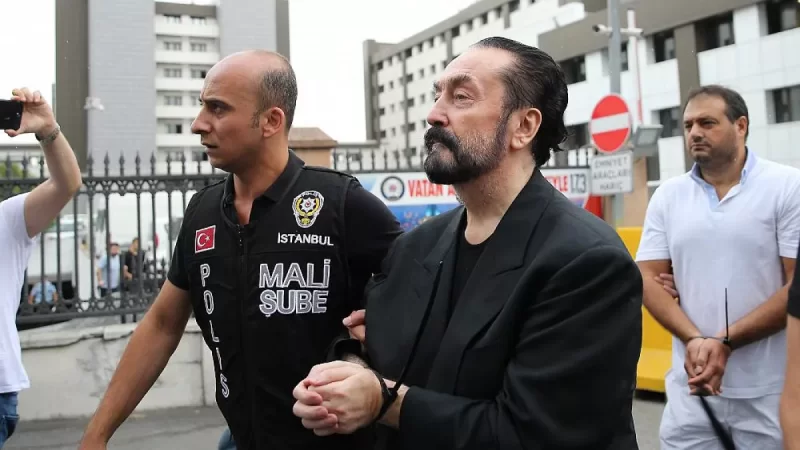 Adnan Oktar bəraət aldı