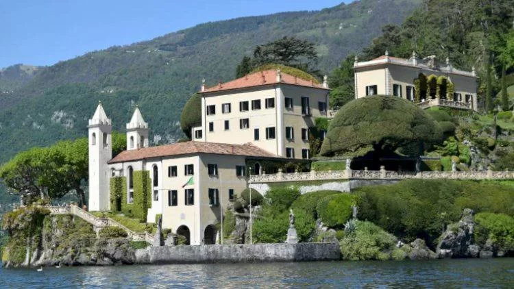 Ən bahalı villa borca görə satılır - Görün kimindir?