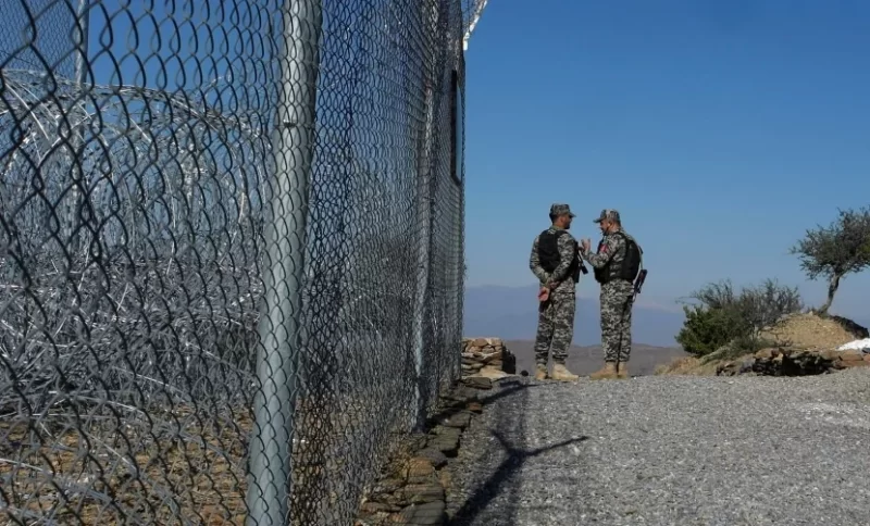 Qardaş ölkədə savaş təhlükəsi - Sərhəddə silahlar işə düşdü