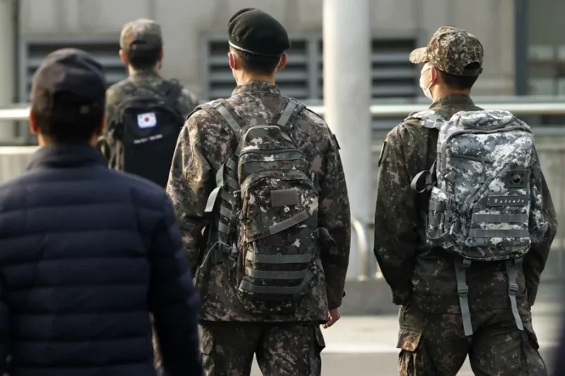 Çağırış yaşı 18-dən 20-yə QALDIRILDI