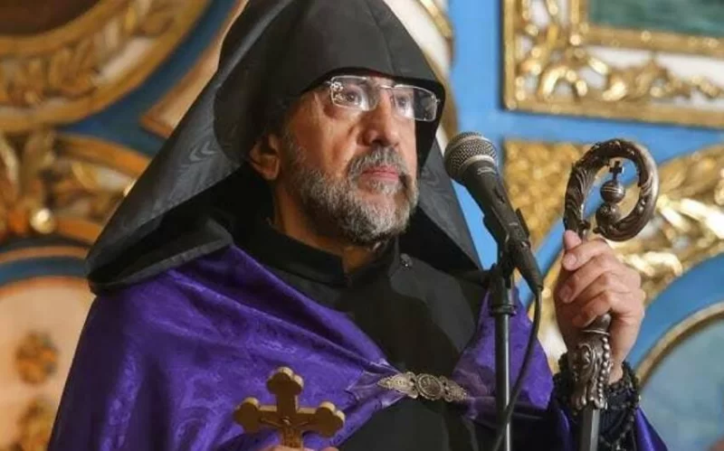 Ermənistanda dövlət çevrilişinə cəhd: Xüsusi təyinatlılar erməni kilsəsinə basqın etdilər