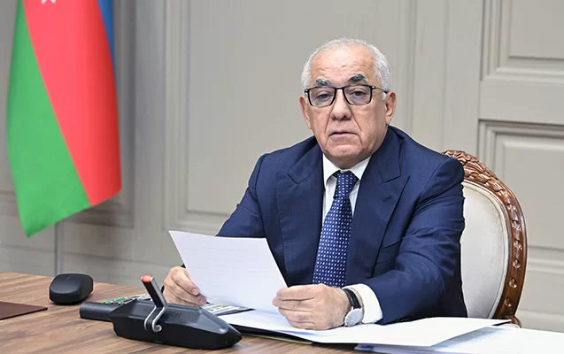 Əli Əsədov məmurlarla iclas keçirib tapşırıqlar verdi - Fotolar