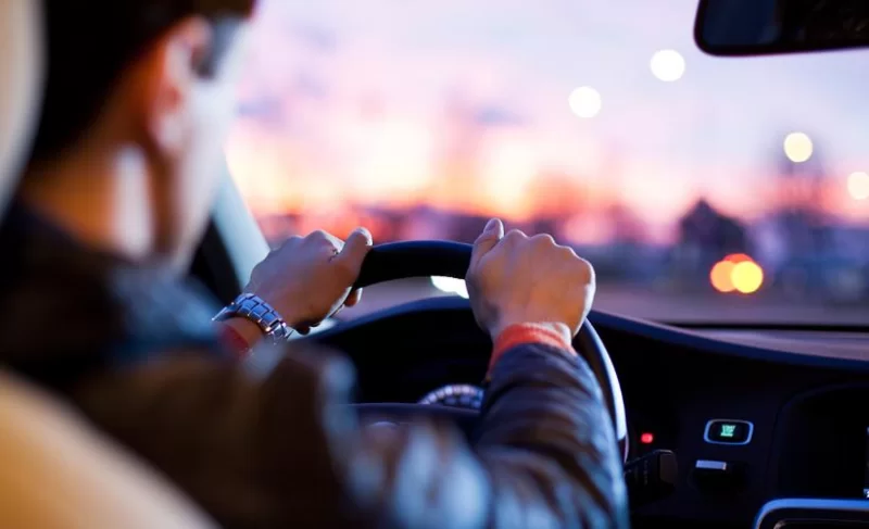 İyulun 3-dən sürücülük vəsiqəsi lazım olmayacaq: Yeni qaydalar