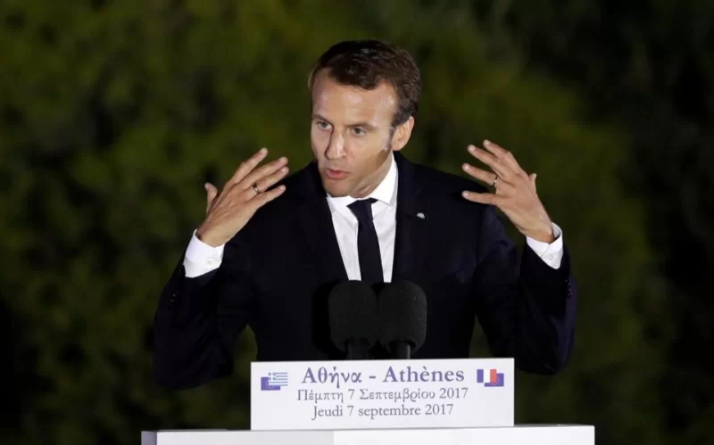 Sərhədlərdə təhlükə var, yenidən silahlanırıq - Makron