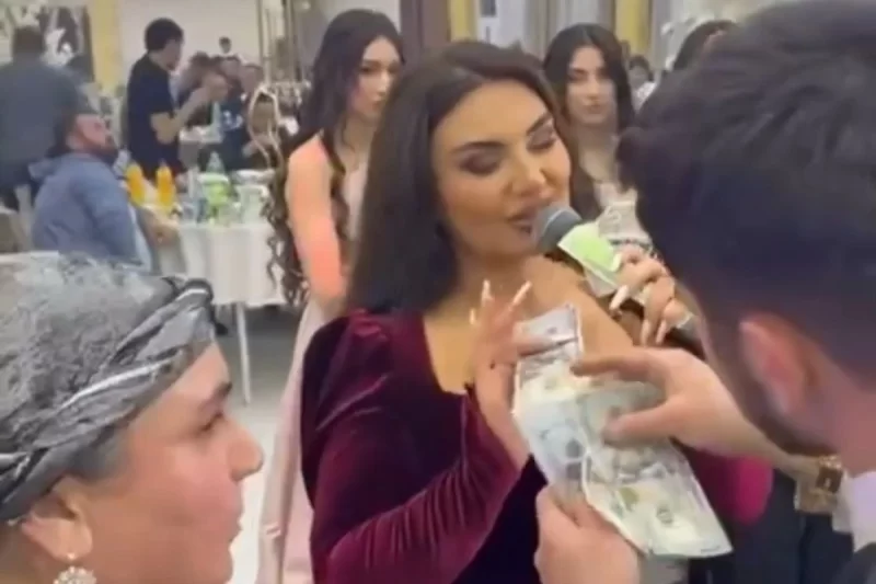 Şəbnəm Tovuzlu onu "dollar yağışı"na tutan narkotaciri TANIYIR? - AÇIQLAMA