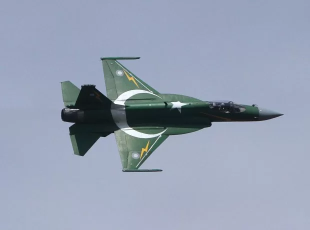 Pakistan İrana görə QIRICILARINI HAZIR VƏZİYYƏTƏ GƏTİRDİ