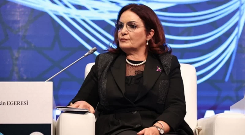 Aygün Attardan rəsmi Moskvaya SƏRT SÖZLƏR