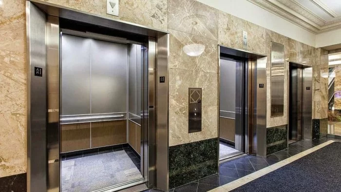 Bakıda liftdə DƏHŞƏT: ölən var