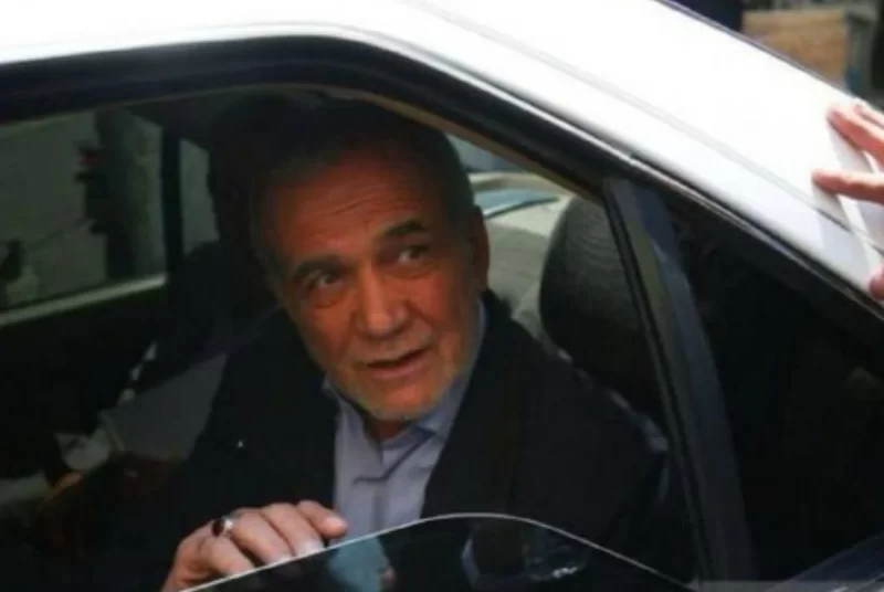 İranda TRAGİKOMİK HADİSƏ - Prezidentin kortejində benzin bitdi, yolda qaldı