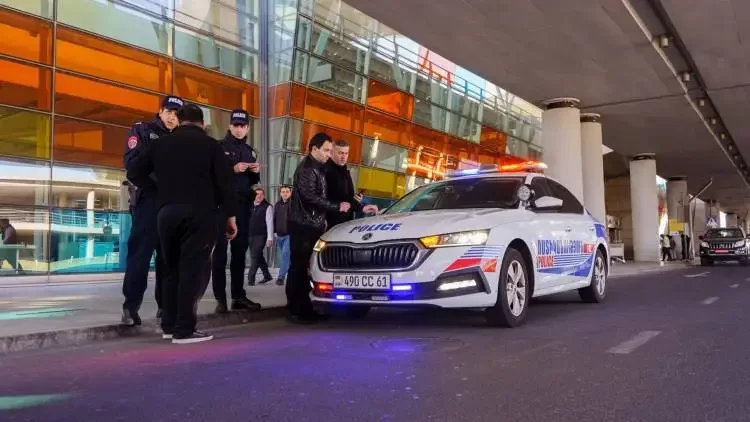 KİV: Ermənistanda saxlanılan konsul azərbaycanlı ilə eşq yaşayırmış