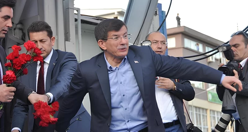 Davudoğlu “Ərdoğan yolu”nda qəzaya düşdü – Bakıya tarixi xəyanət…