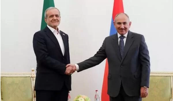 Paşinyan Pezeşkianı azərbaycanca salamladı - Video