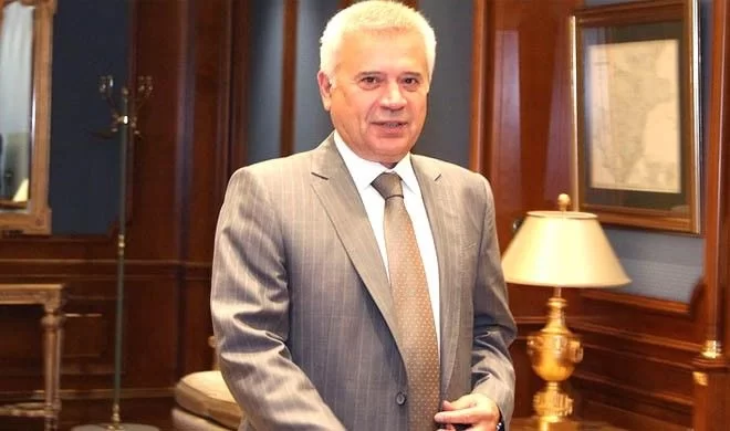 Azərbaycanlı milyarderə ağır zərbə