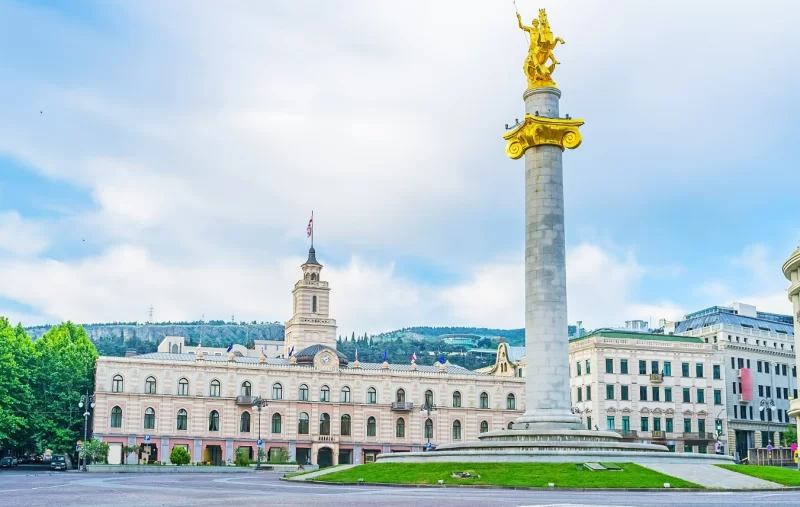Bakı Zəngəzura görə dost ölkəni itirir?