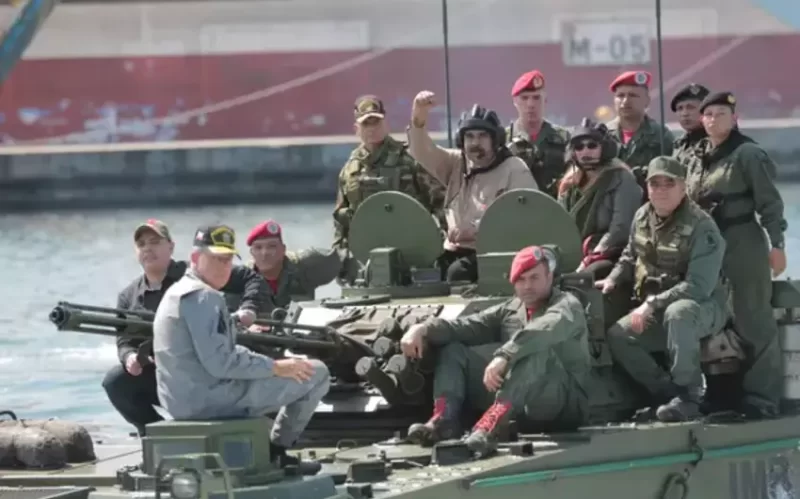 ABŞ ilə müharibə hazırlığı: Ölkədə səfərbərlik elan edildi