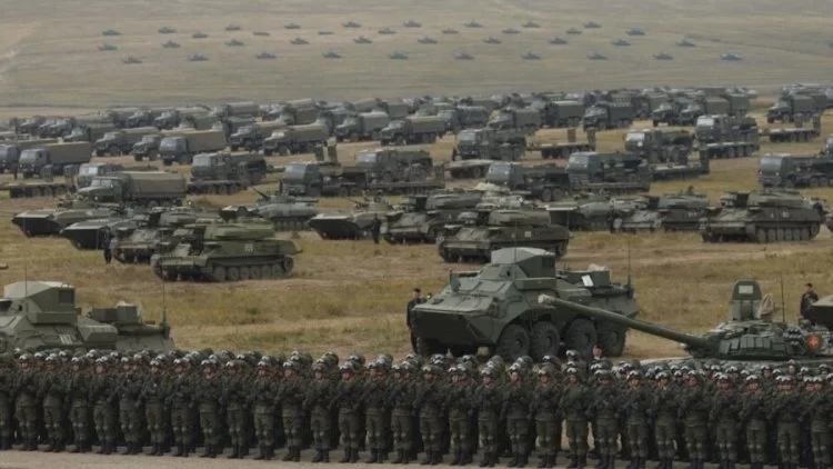 Müharibə hazırlığı pik həddə: 3 ölkə aktivləşdi – Bakıda müzakirə başladı