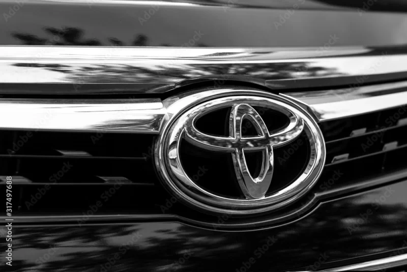 Fırtına Toyota zavodlarını dayandırdı: yeni modelin təqdimatı təxirə salındı!