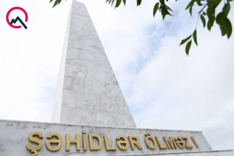 Yeni Zəfər abidəsinin açılışı olub - FOTOLAR