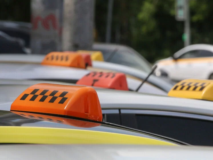 Yeni qanun qüvvəyə minir: Taksi qiymətləri 4 dəfə artacaq