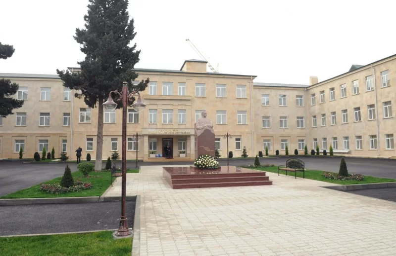 Bakıda xəstəxana müayinədən imtina edib