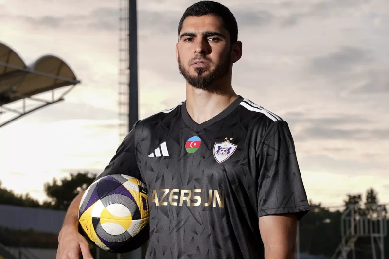 "Onlara olan hörmətimi itirmişəm, salamlaşmayacam da" - Ramil Şeydayev