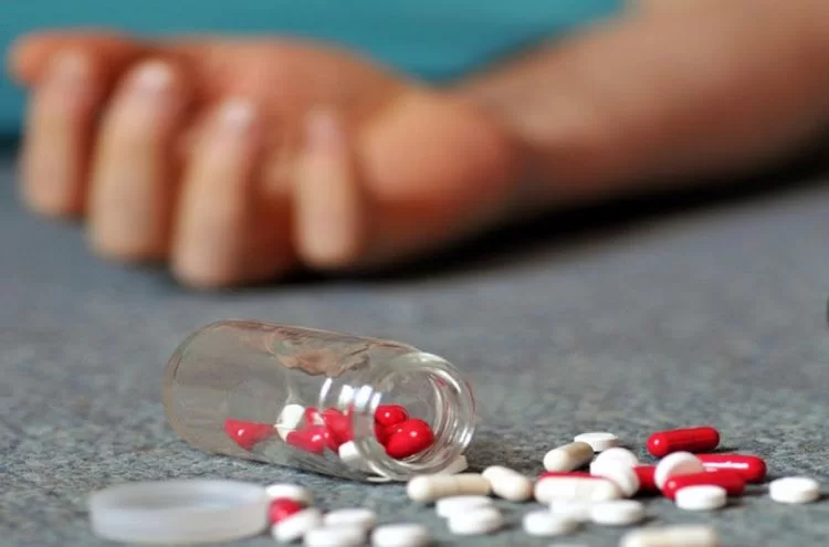 Bakıda 11 yaşlı yeniyetmə dərmandan zəhərlənərək ölüb