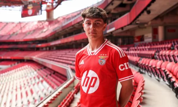 "Qarabağ"a qarşı poker edən futbolçu əsas komandaya keçdi