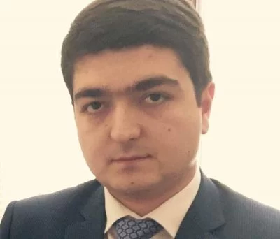 Keçmiş məmurun oğlu gəlir yerini gizlətməyə çalışır