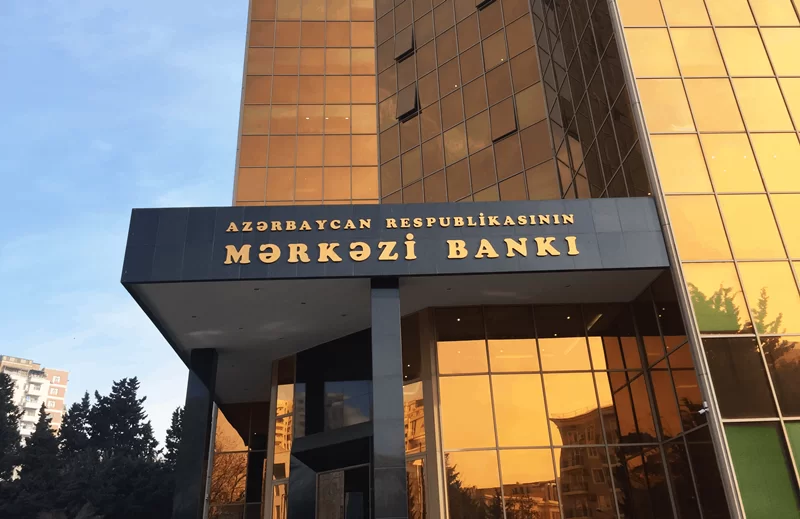 Mərkəzi Bankda istefa
