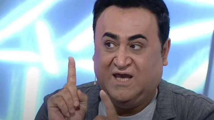 Aparıcı Elgiz müğənnini efirdən qovdu - VİDEO