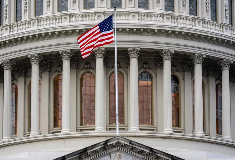 ABŞ-də büdcə təsdiq edilmədi, hökumət işini dayandırdı